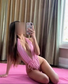 female Call Girls in Delhi